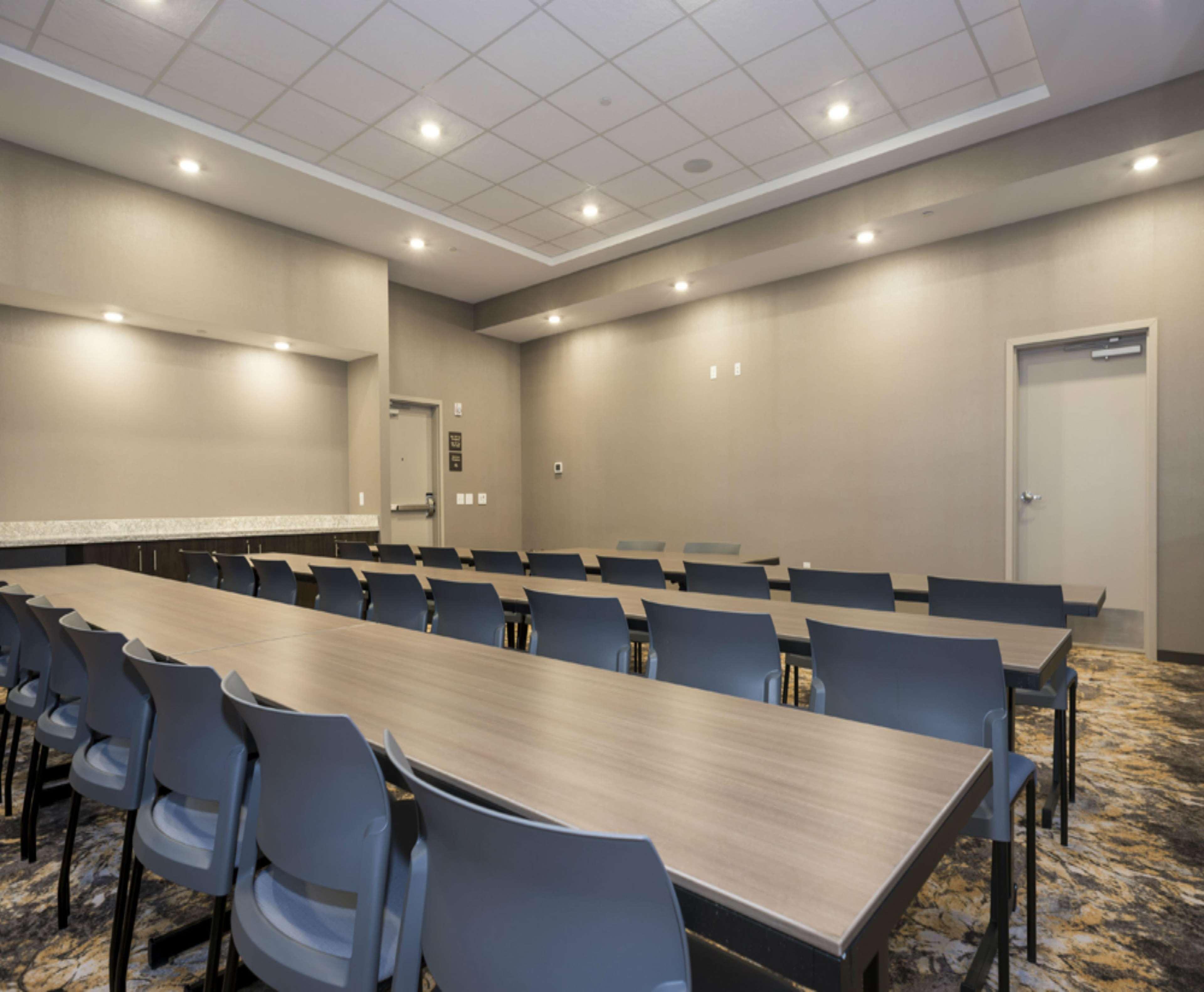 Hampton Inn And Suites Minneapolis University Area, Mn Экстерьер фото