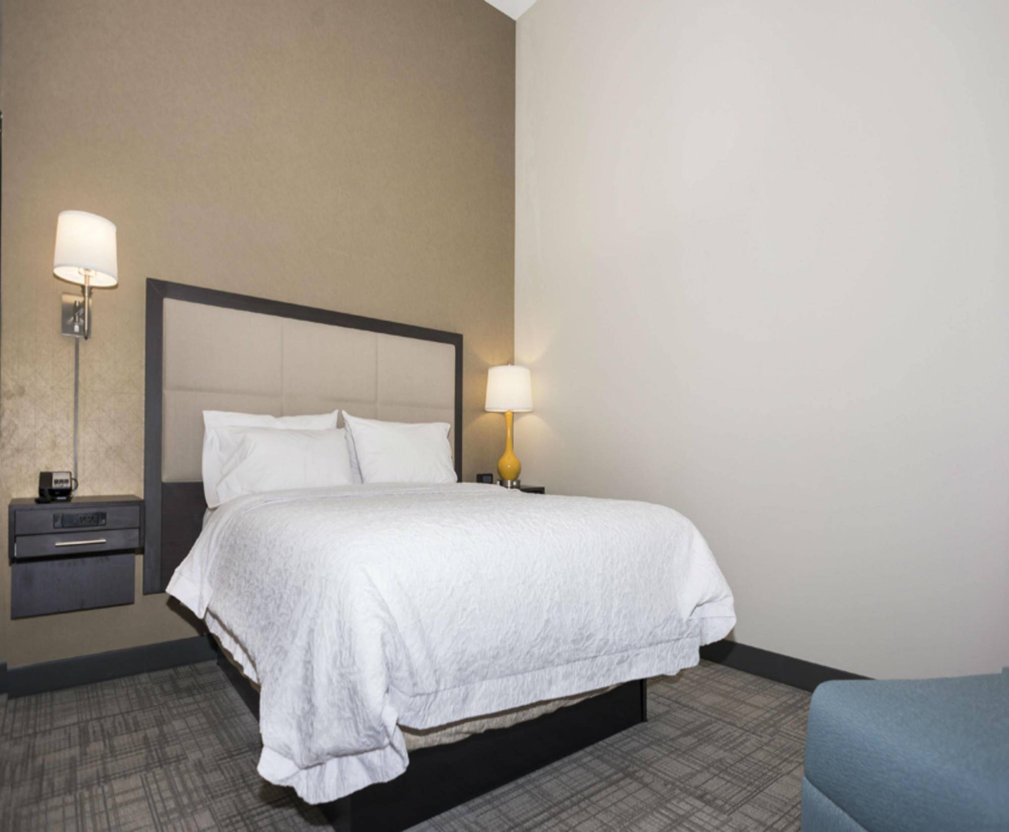 Hampton Inn And Suites Minneapolis University Area, Mn Экстерьер фото